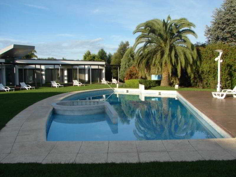Camberland 4* Pilar (Buenos Aires)